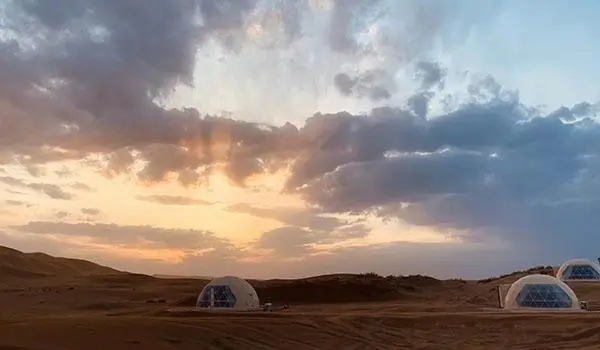 Hotel Desert